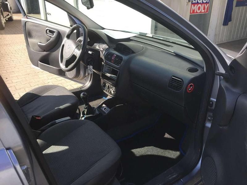 Gebraucht Ford Focus Trend 101 PS (74 kW) 2007 Grau Kombi