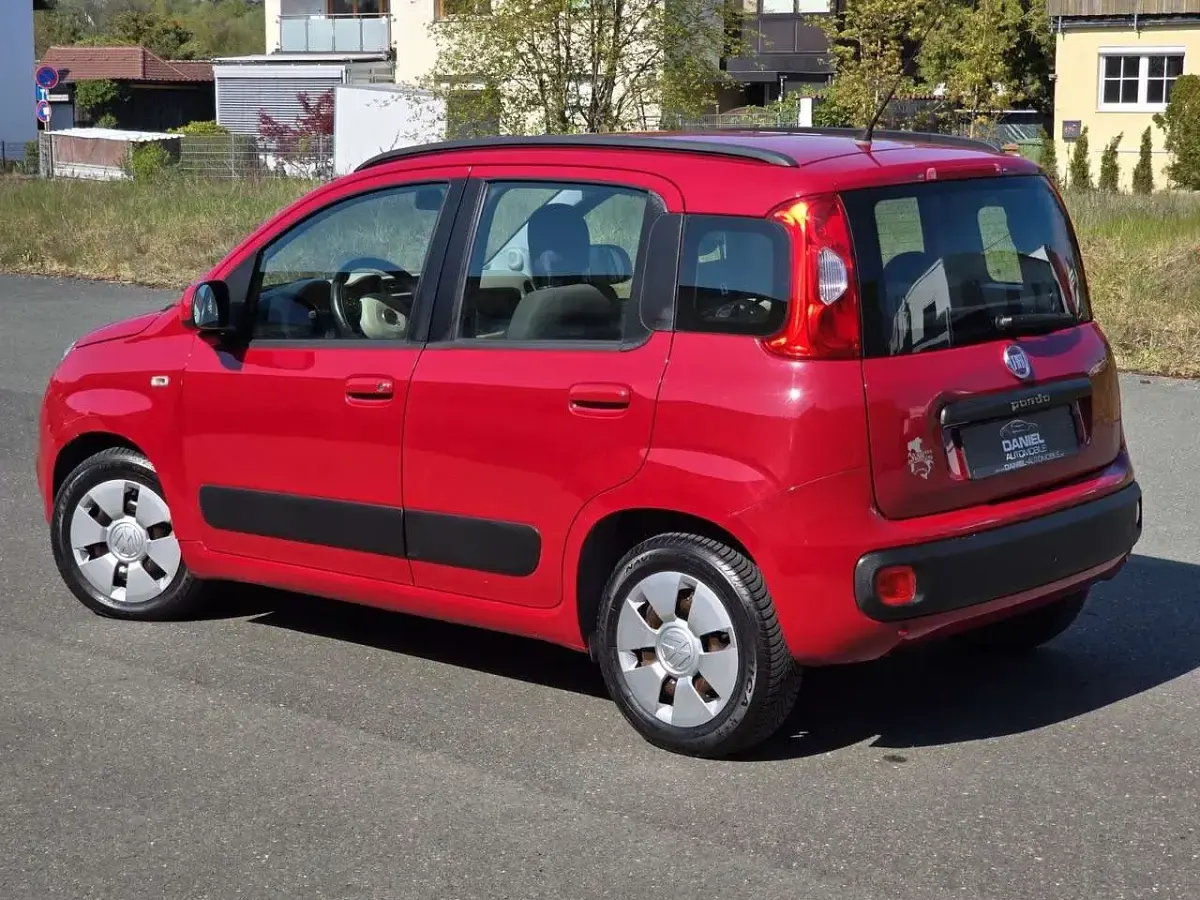 Gebraucht Fiat Panda Lounge 69 PS (50 kW) 2016 Rot Kleinwagen