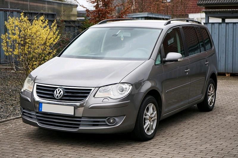Gebraucht VW Touran Conceptline 102 PS (75 kW) 2007 Grau Van / Kleinbus