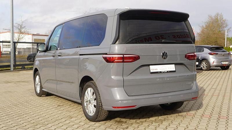 Gebraucht VW Multivan 218 PS (160 kW) 2022 Grau Van