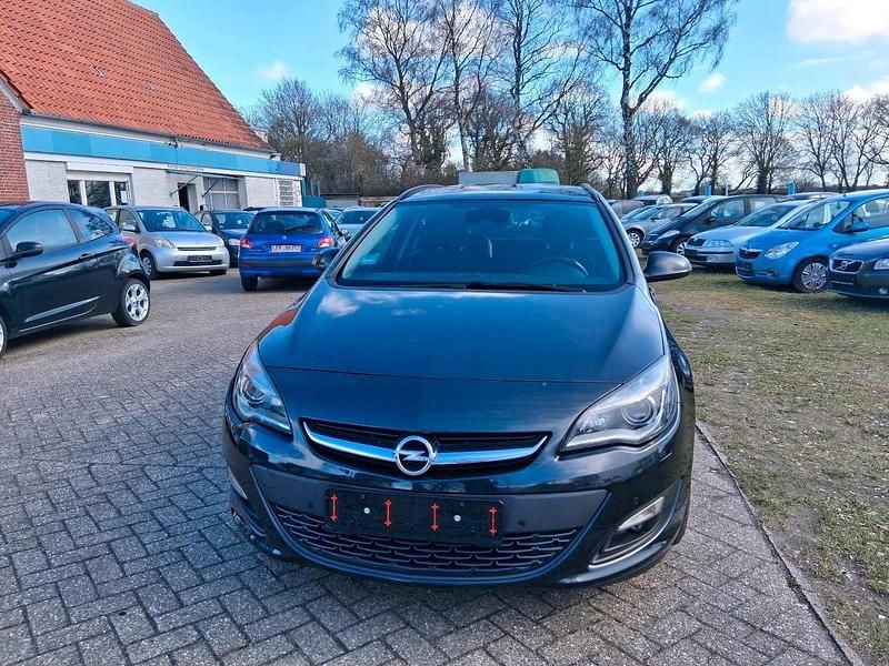 Gebraucht Opel Astra 110 PS (80 kW) 2015 Schwarz Kombi