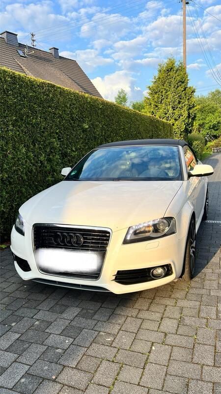 Weiß Gebraucht 2011 Audi A3 Cabriolet S-Line Cabrio | 9.000 € - Bild 1/4