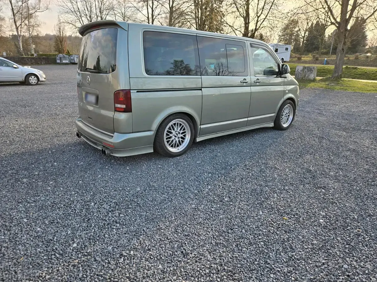 Gebraucht VW Multivan Highline 170 PS (125 kW) 2006 Grün Van / Kleinbus