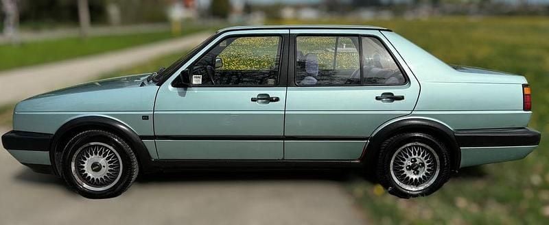 Second-hand VW Jetta 90 CP (66 kW) 1990 Verde Berlinǎ