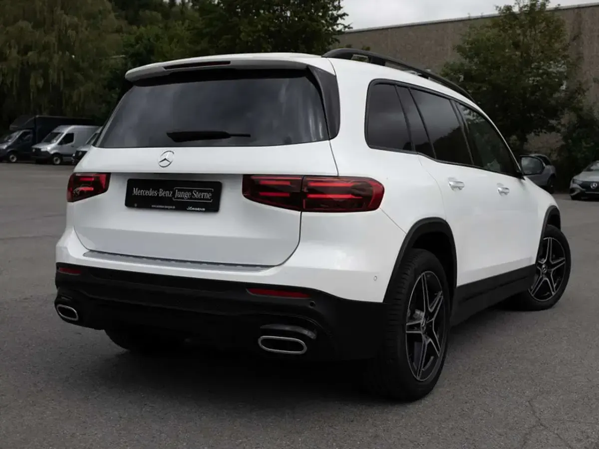 Gebraucht Mercedes GLB250 AMG 224 PS (164 kW) 2025 Weiss unilack polarweiß SUV