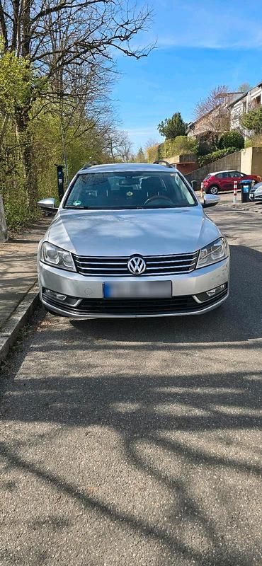 Gebraucht VW Passat 177 PS (130 kW) 2015 Silber Kombi