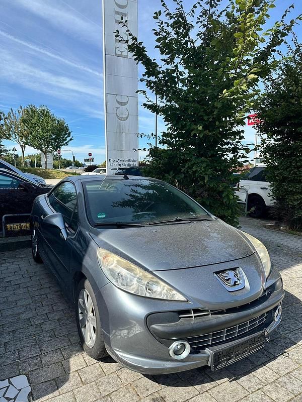 Grau Gebraucht 2007 Peugeot 207 CC Cabrio | 600 € (Superpreis) - Bild 1/4