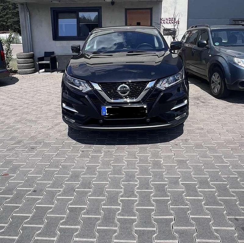 Schwarz Gebraucht 2019 Nissan Qashqai N-Connecta SUV | 19.000 € (Fairer Preis) - Bild 1/4