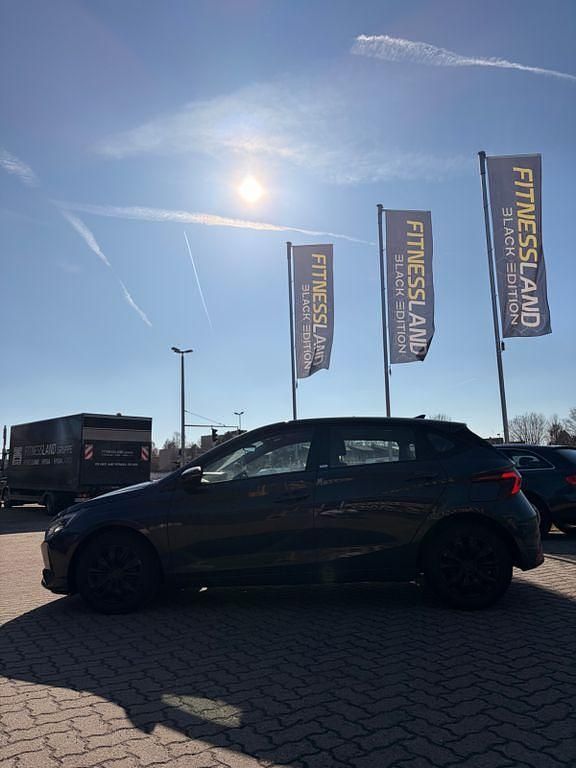 Gebraucht Hyundai i20 Intro Edition 101 PS (74 kW) 2021 Grau Kleinwagen