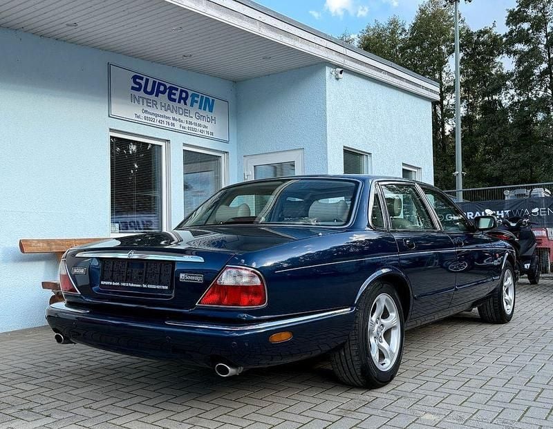 Gebraucht Jaguar XJ8 Sovereign 284 PS (208 kW) 1998 Blau Limousine