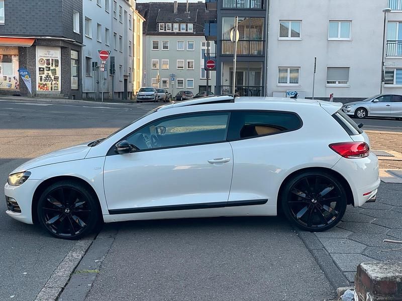 Gebraucht VW Scirocco Match 177 PS (130 kW) 2013 Weiß Coupé
