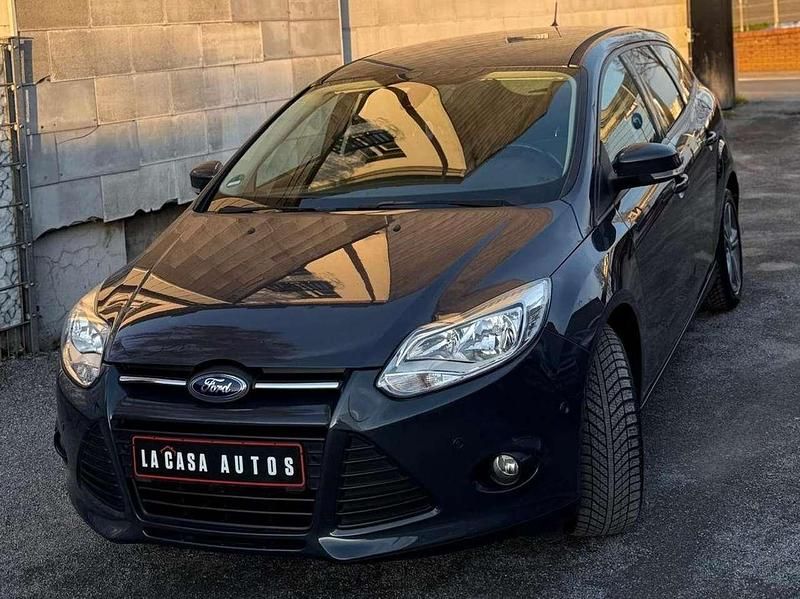 Gebraucht Ford Focus SYNC Edition 101 PS (74 kW) 2014 Midnight skygrau metallic Kombi