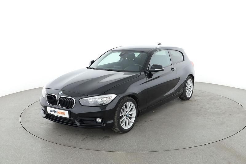 Schwarz Gebraucht 2016 BMW 118 Sport Line Kleinwagen | 12.080 € (Fairer Preis) - Bild 1/3