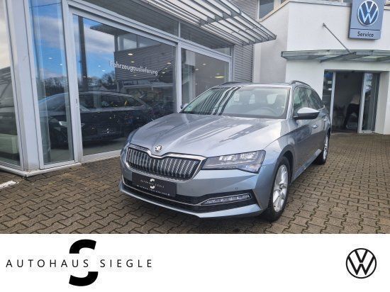 Business grau (metallic) Gebraucht 2020 Skoda Superb Ambition Kombi | 19.940 € (Fairer Preis) - Bild 1/4