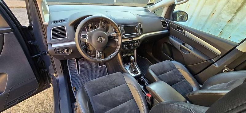 Gebraucht VW Sharan Highline 140 PS (102 kW) 2015 Grau Van / Kleinbus