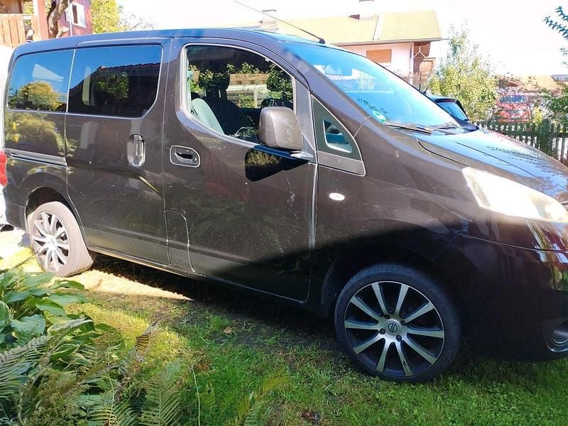 Schwarz Gebraucht 2013 Nissan NV200 Van | 6.999 € (Guter Preis) - Bild 1/4