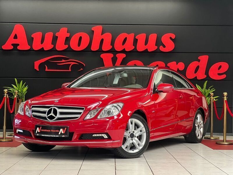 Rot Gebraucht 2010 Mercedes E350 Coupé | 15.990 € (Fairer Preis) - Bild 1/4