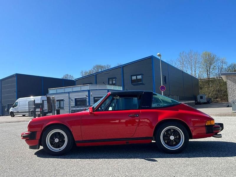 Gebraucht Porsche 911 218 PS (160 kW) 1986 Rot Cabrio