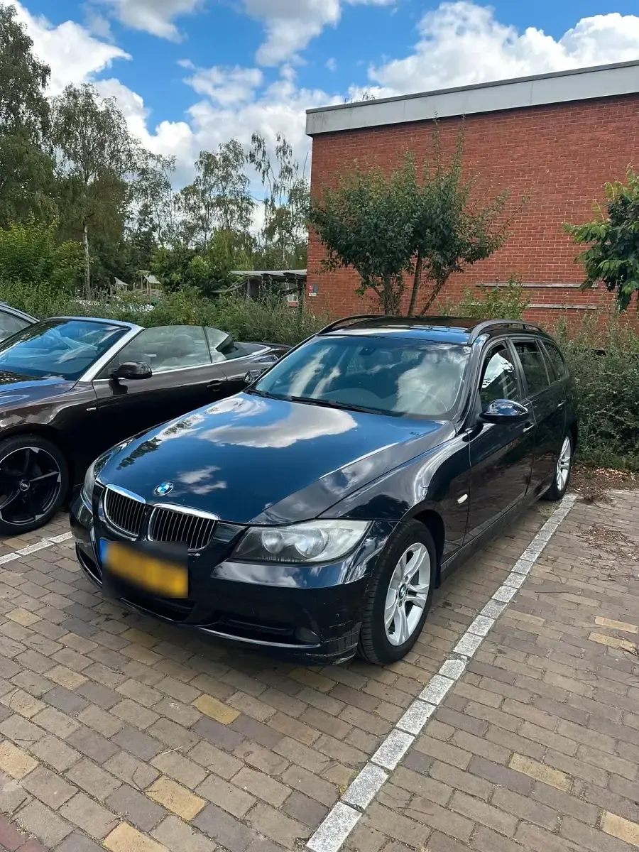 Gebraucht BMW 320 177 PS (130 kW) 2007 Kombi
