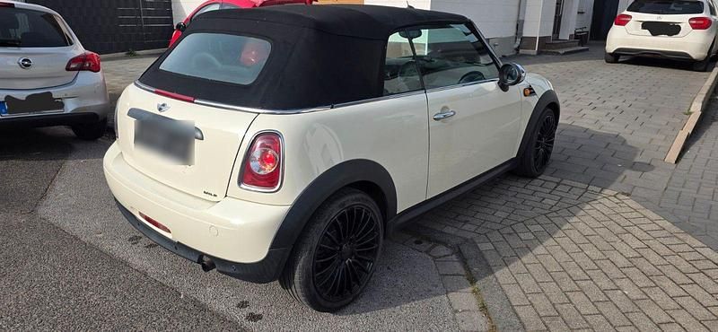 Gebraucht Mini One Cabriolet 98 PS (72 kW) 2011 Weiß Cabrio