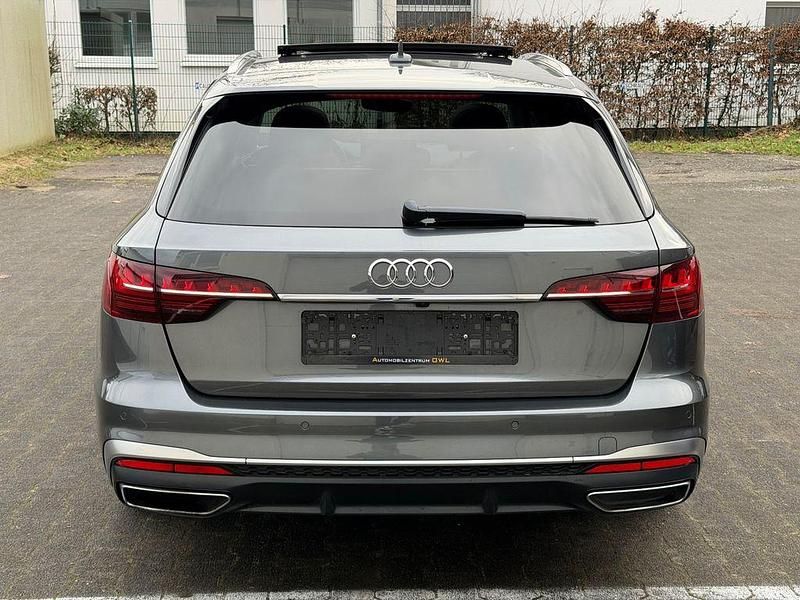 Gebraucht Audi A4 S-Line 163 PS (119 kW) 2020 Grau Kombi
