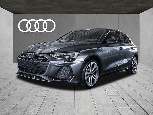 Daytonagrau perleffekt Neu 2025 Audi A3 Sportback e-tron S-Line Limousine | 45.950 € (Guter Preis) - Bild 1/4