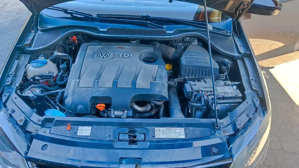 Gebraucht VW Polo R 90 PS (66 kW) 2011 Braun Kleinwagen