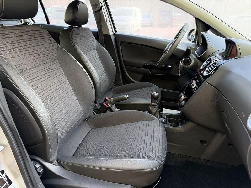 Gebraucht Opel Corsa Energy 87 PS (63 kW) 2014 Silber Kleinwagen