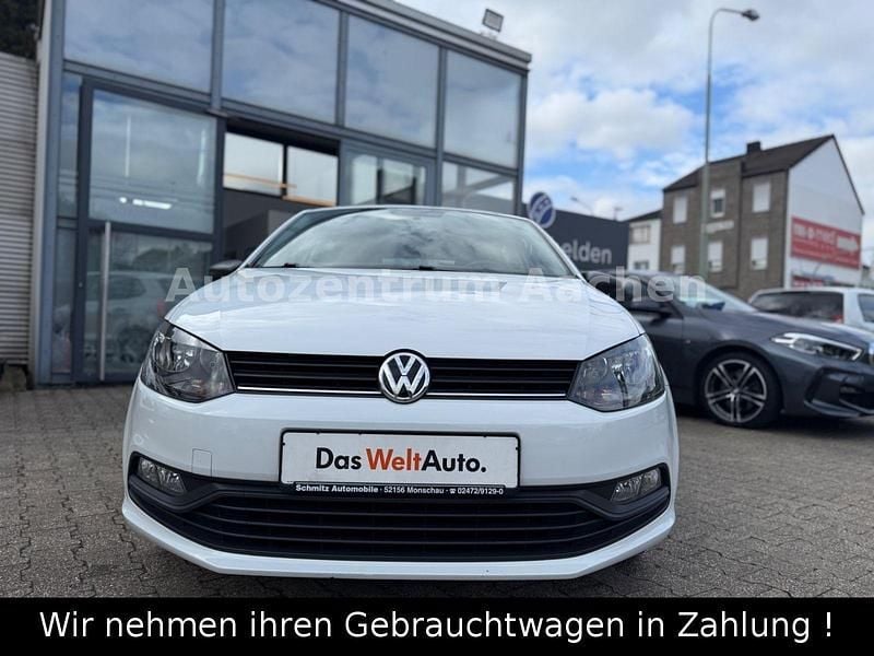 Gebraucht VW Polo Trendline 60 PS (44 kW) 2017 Weiß Kleinwagen