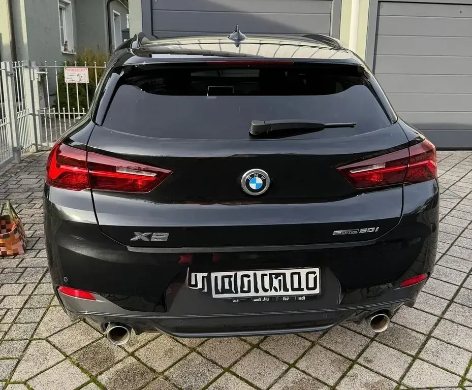 Gebraucht BMW X2 M Sport 178 PS (130 kW) 2022 Schwarz SUV