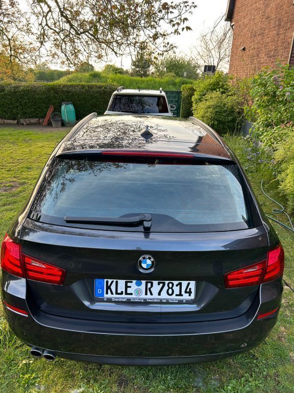 Gebraucht BMW 520 Sport Line 184 PS (135 kW) 2011 Schwarz Kombi