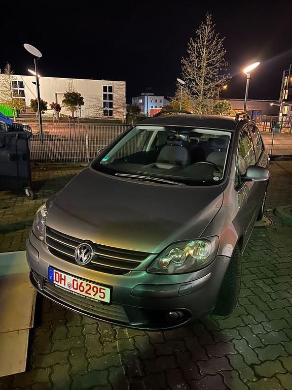 Gebraucht VW Golf Plus Cross Comfortline 102 PS (75 kW) 2008 Grau Van / Kleinbus