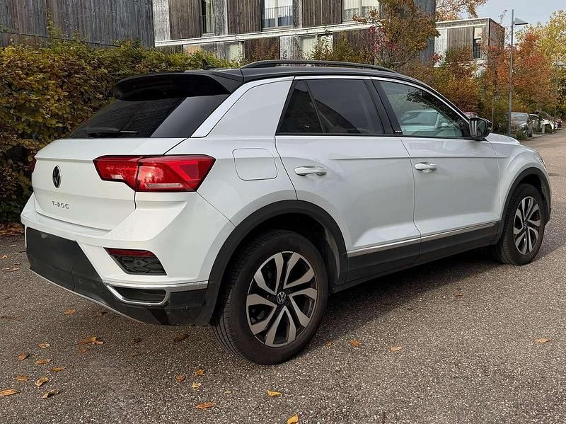 Gebraucht VW T-Roc Active 150 PS (110 kW) 2021 Weiß SUV