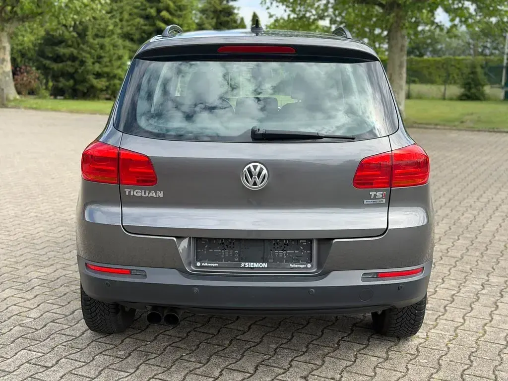 Używany VW Tiguan Trendline 122 KM (89 kW) 2012 Szary SUV