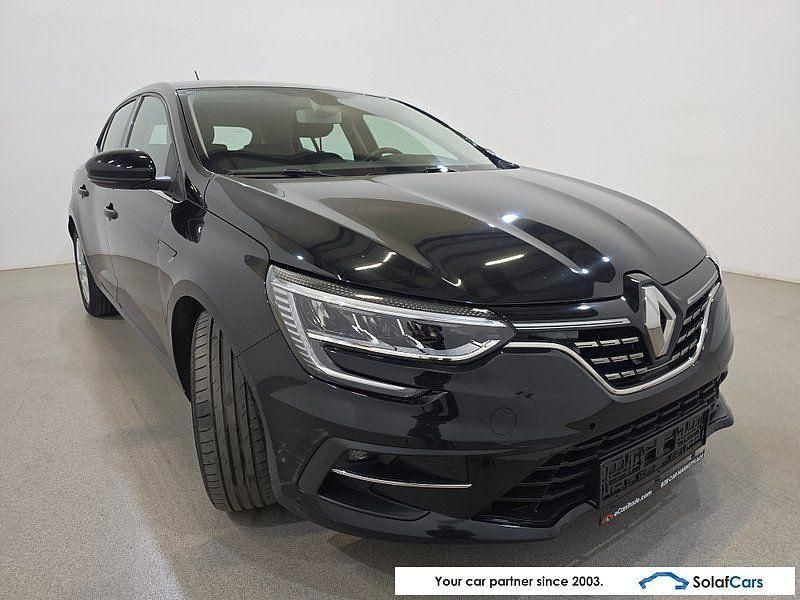 Gebraucht Renault Mégane IV 140 PS (102 kW) 2021 Schwarz Limousine