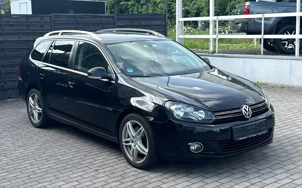 Gebraucht VW Golf VI 140 PS (102 kW) 2011 Schwarz Kleinwagen