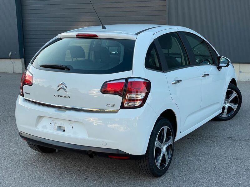 Gebraucht Citroën C3 PureTech 68 PS (50 kW) 2016 Weiß Kleinwagen