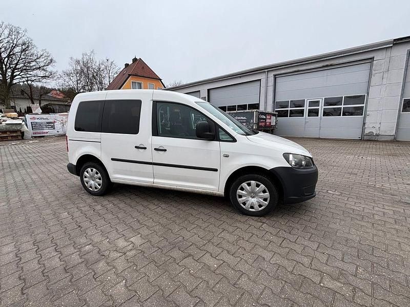 Gebraucht VW Caddy Startline 75 PS (55 kW) 2010 Weiß Van / Kleinbus