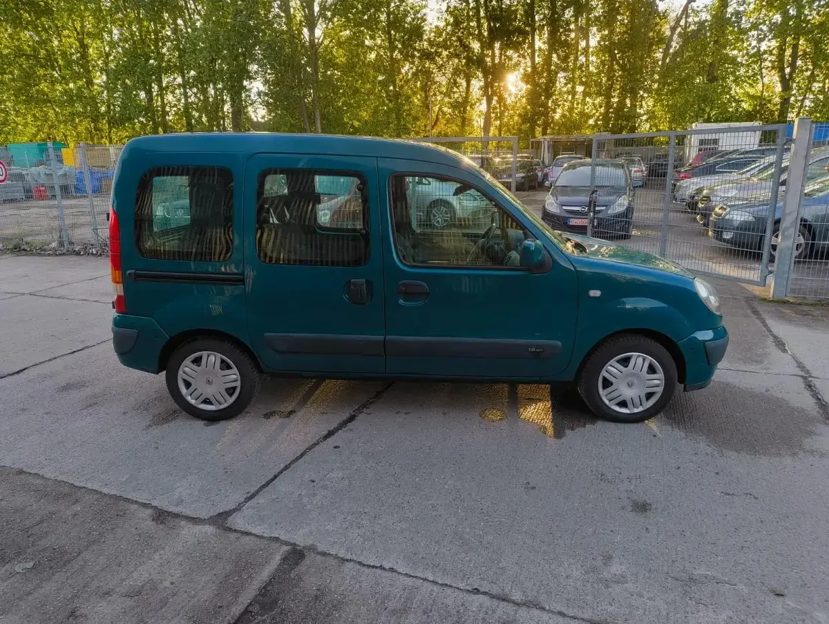 Gebraucht Renault Kangoo 95 PS (69 kW) 2007 Van / Kleinbus