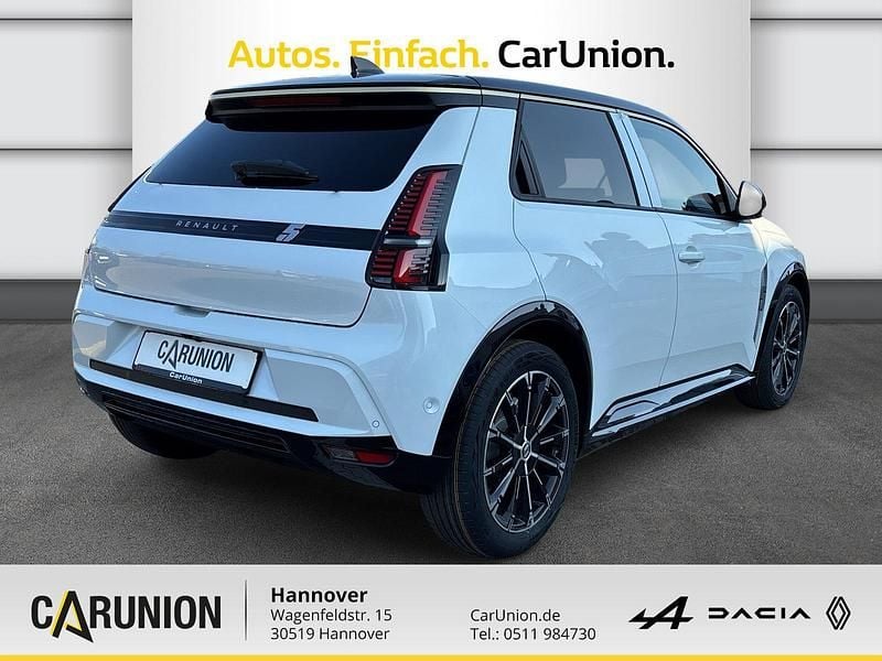 Używany Renault 5 E-Tech Iconic 77 kW (106 KM) 2026 Czarny Sedan/Limuzyna