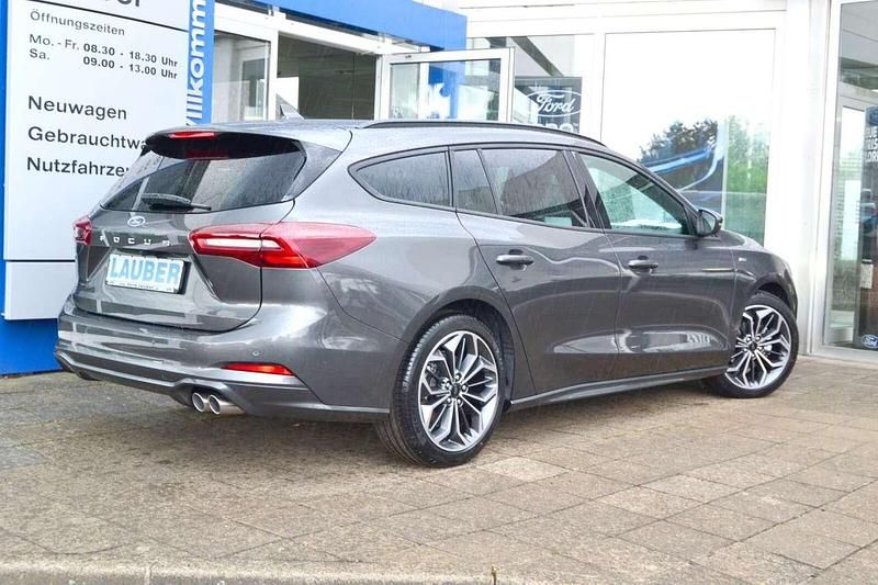 Gebraucht Ford Focus ST-Line X 155 PS (114 kW) 2025 Magneticgrau Kombi
