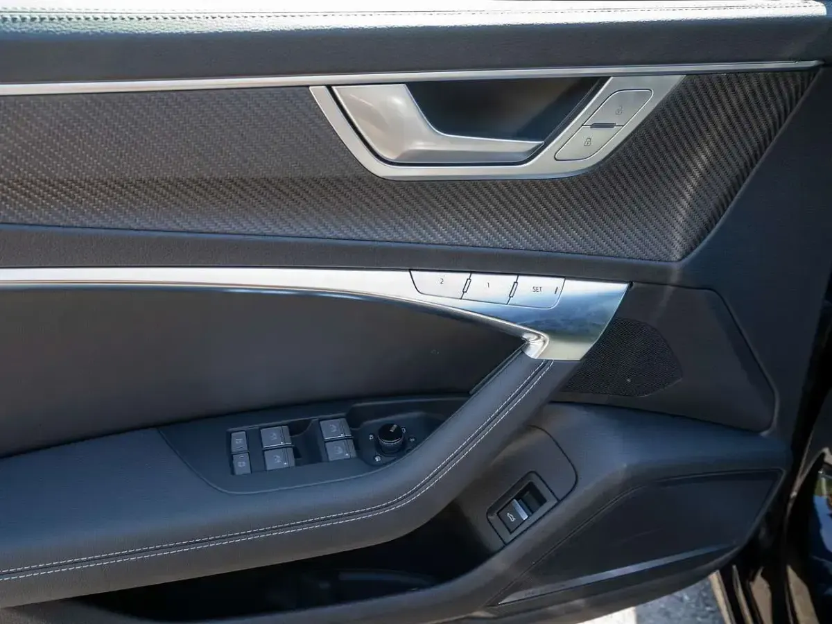 Gebraucht Audi S6 Sport 344 PS (253 kW) 2025 Mythosschwarz metallic Limousine