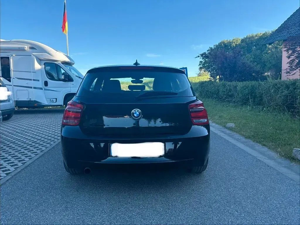 Gebraucht BMW 116 136 PS (100 kW) 2013 Schwarz Kleinwagen