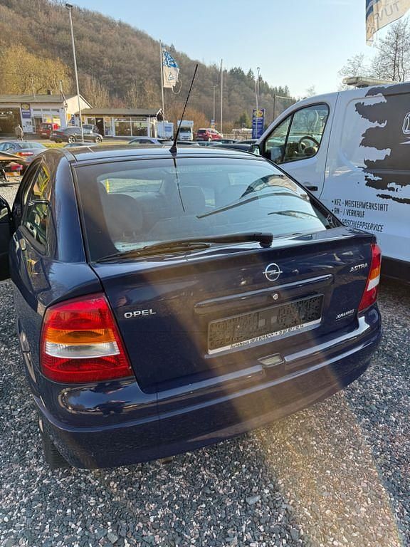 Gebraucht Opel Astra Comfort 75 PS (55 kW) 2002 Blau Coupé
