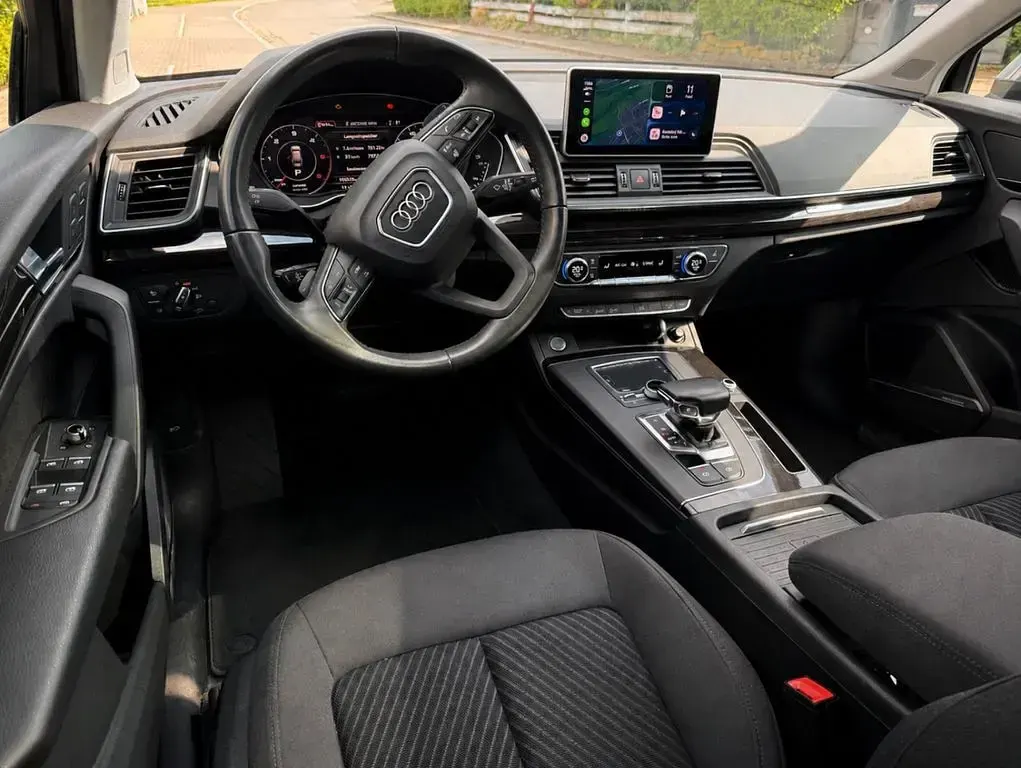 Gebraucht Audi Q5 231 PS (169 kW) 2020 Grau SUV