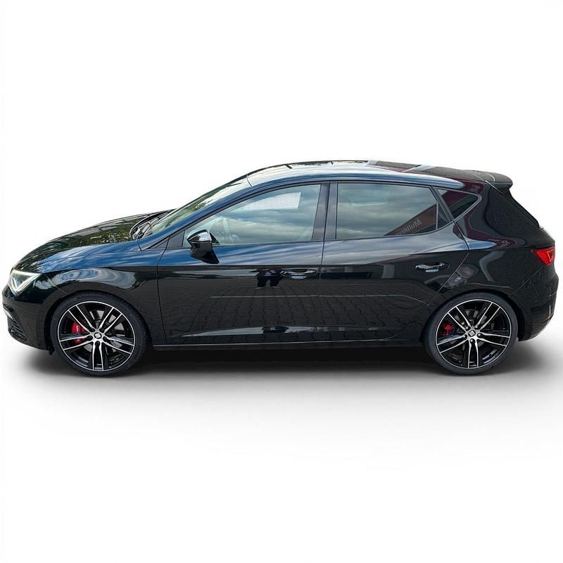 Usata Cupra Leon 300 CV (220 kW) 2017 Nero Berlina