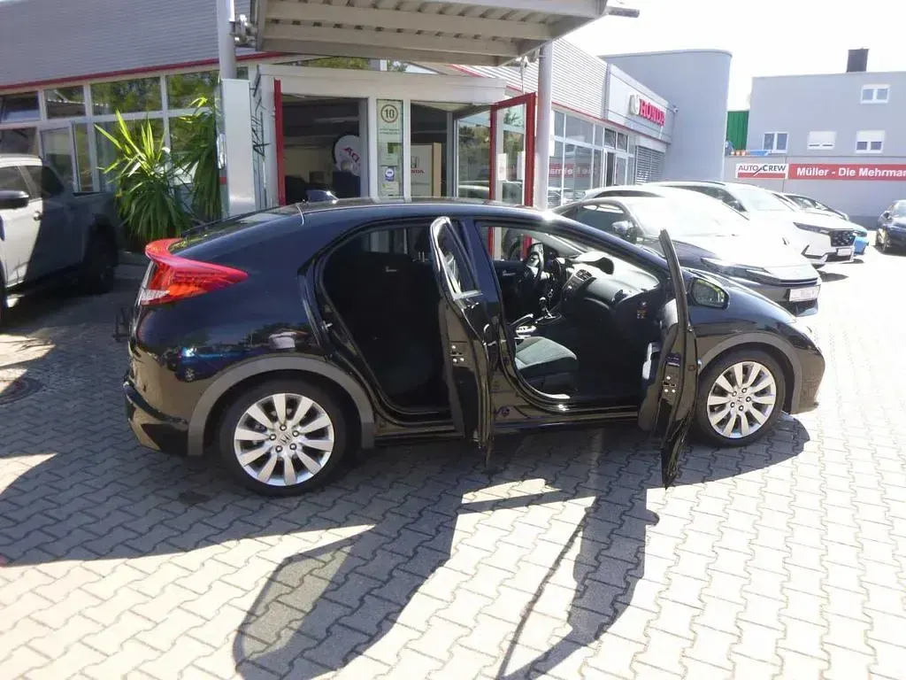 Gebraucht Honda Civic Lifestyle 141 PS (103 kW) 2014 Schwarz Limousine