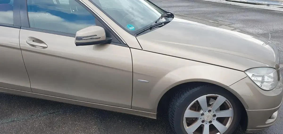 Gebraucht Mercedes 200 2009 Gold Limousine
