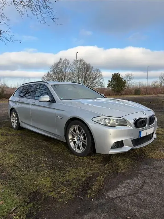 Używany BMW 530 Performance 246 KM (180 kW) 2011 Srebrny Kombi
