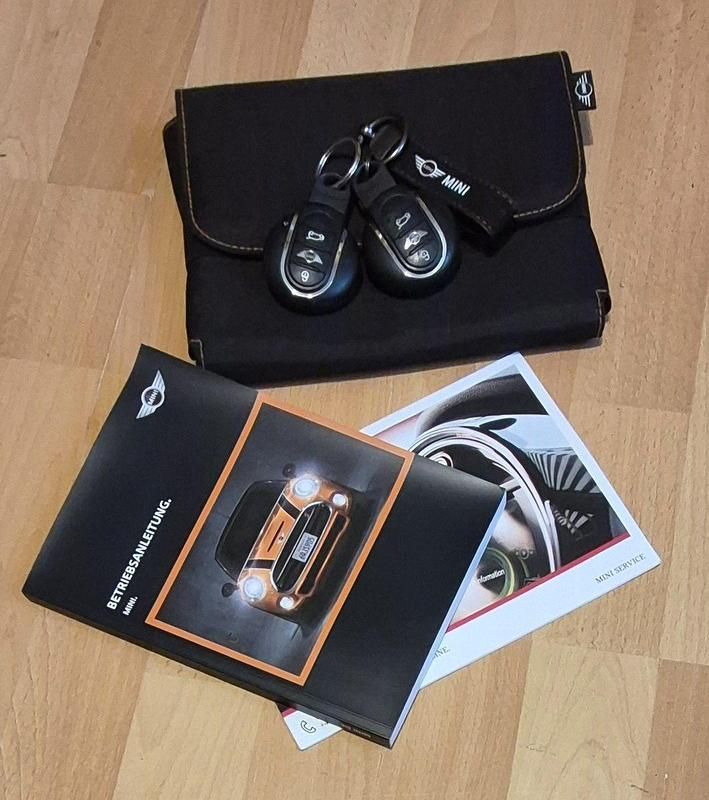 Gebraucht Mini ONE 75 PS (55 kW) 2017 Orange Kleinwagen